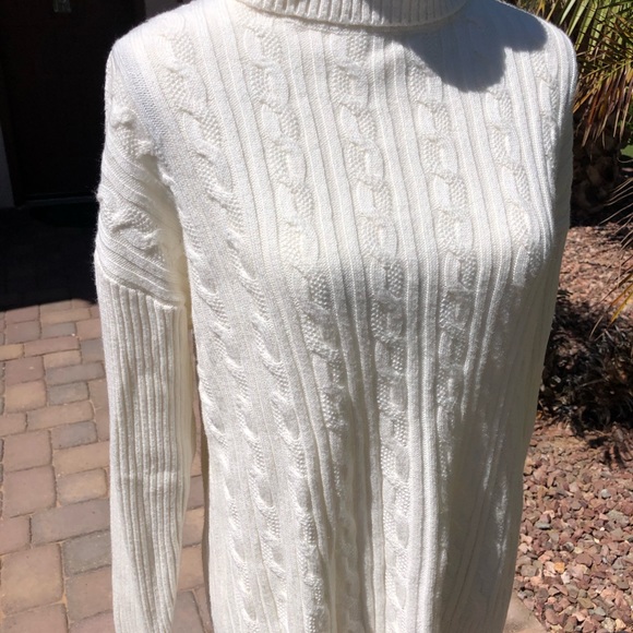Talbots Cable Knit Turtleneck Sweater- size L - NWT - Picture 7 of 15